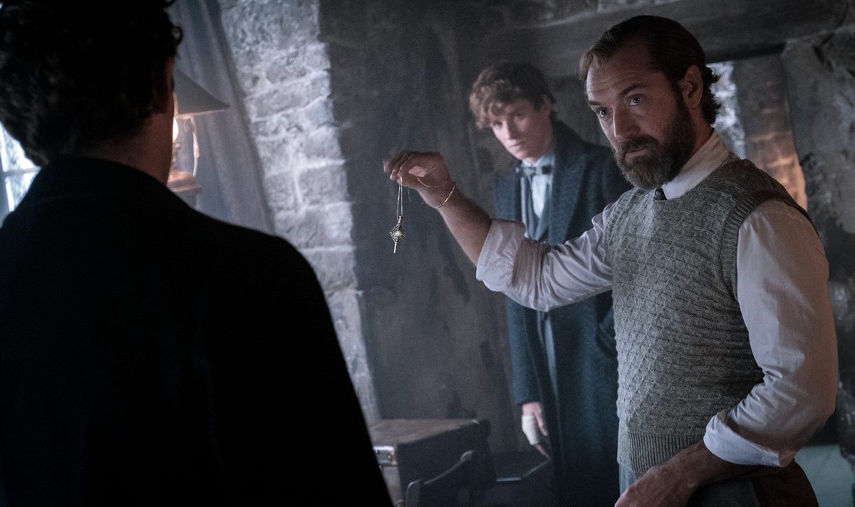 Fantastic Beasts: The Secrets of Dumbledore official still