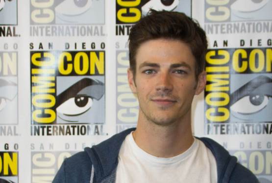 Interview: Grant Gustin Discusses The Flash Season 3, How Fast He Can Run In Real Life and More!  on FlickDirect